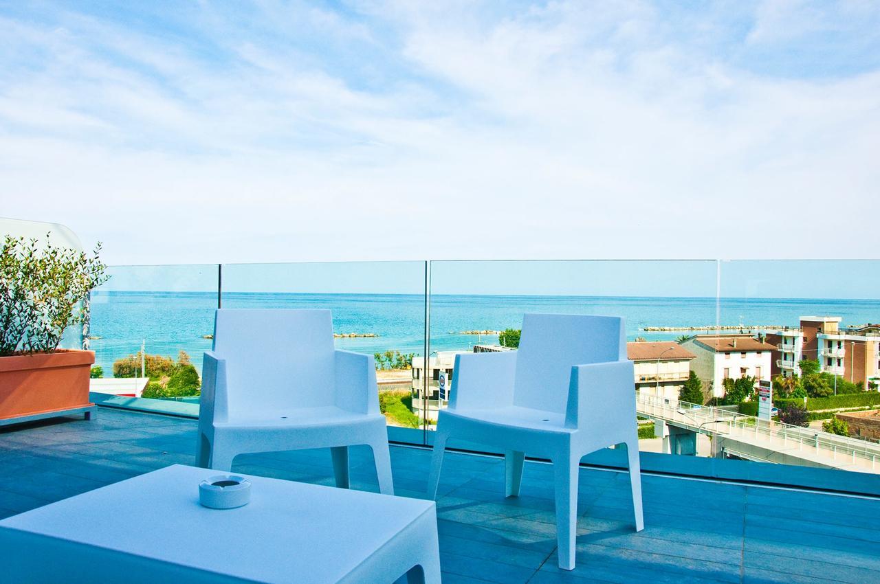 Ambruosi Village Resort & Spa Massignano Zewnętrze zdjęcie