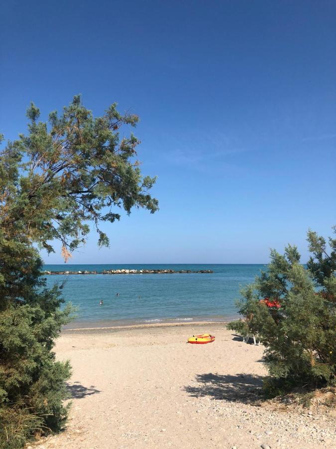 Ambruosi Village Resort & Spa Massignano Zewnętrze zdjęcie